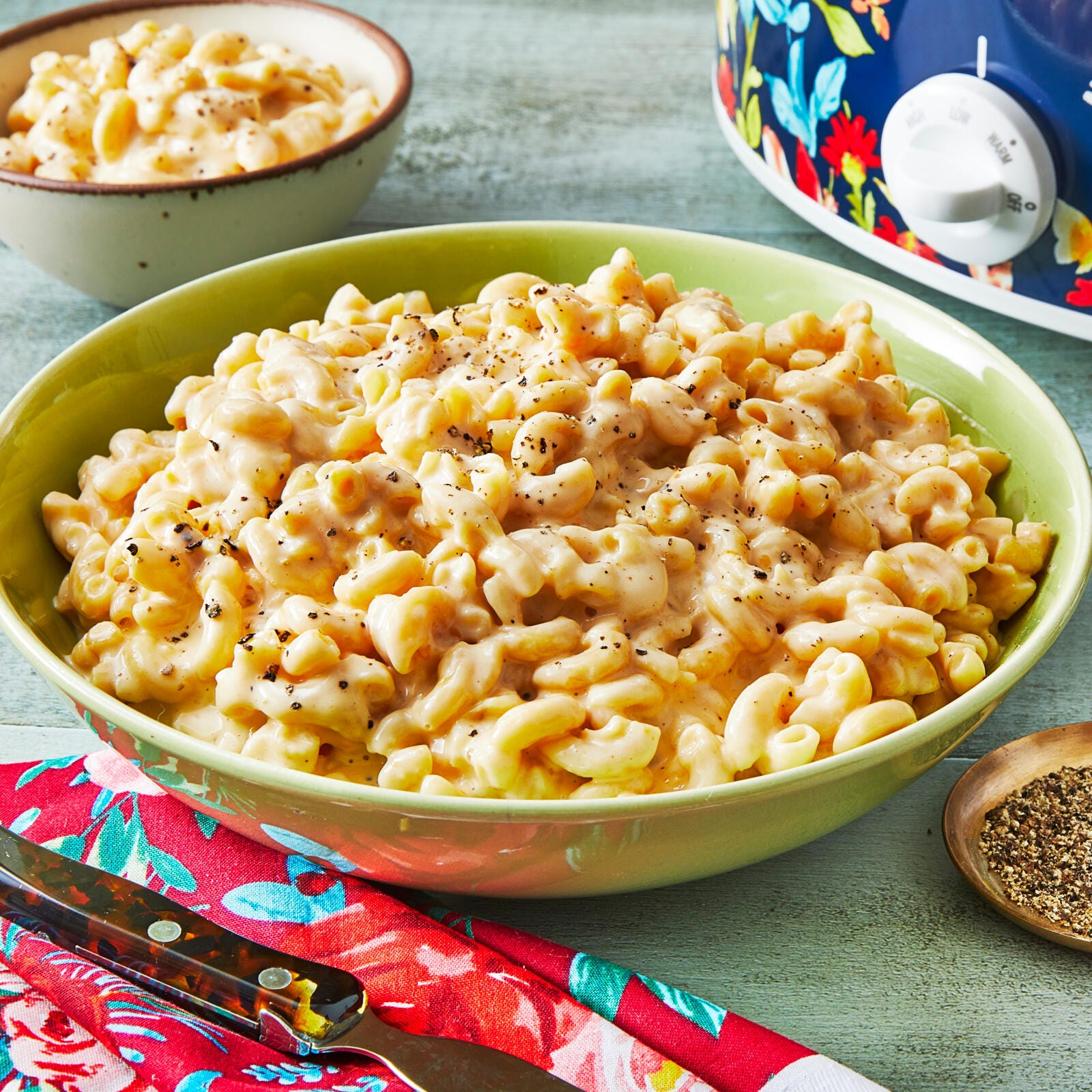 crock-pot-mac-and-cheese-recipe-1-1664219155 image